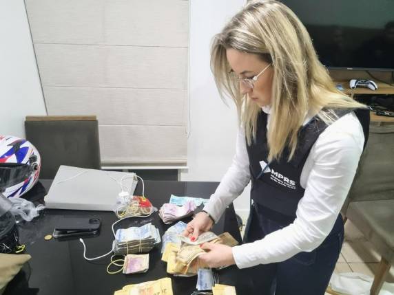 GAECO/MPRS deflagra operação contra criminoso que usa nome de autoridades para aplicar golpe dos nudes - foto 2