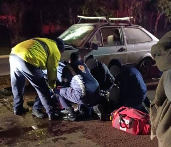 Condutor da moto foi socorrido por equies do Samu e do Corpo de Bombeiros