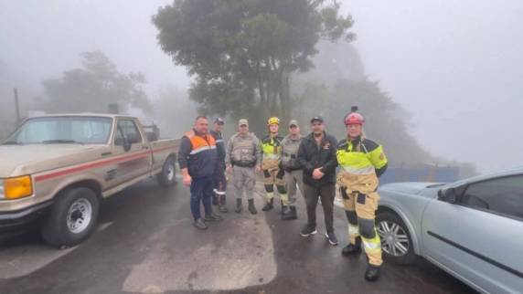 Mulher é resgatada com vida após passar dois dis em mata em Canela - foto 3