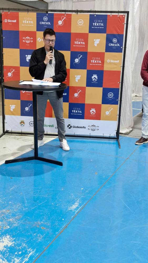Feira Têxtil 2025 é oficialmente aberta com autoridades e representantes de empresas locais - foto 7