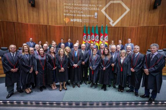 Alexandre Saltz é reconduzido ao cargo de Procurador-Geral de Justiça para o biênio 2025-2027 - foto 3