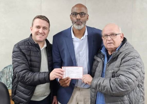 Christian Dionísio assinou ficha na sede do partido, em Porto Alegre