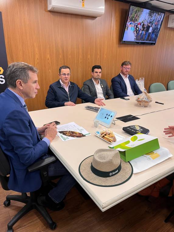 Fenasoja fortalece aproximação com lideranças e divulga Soy Summit em Porto Alegre - foto 7