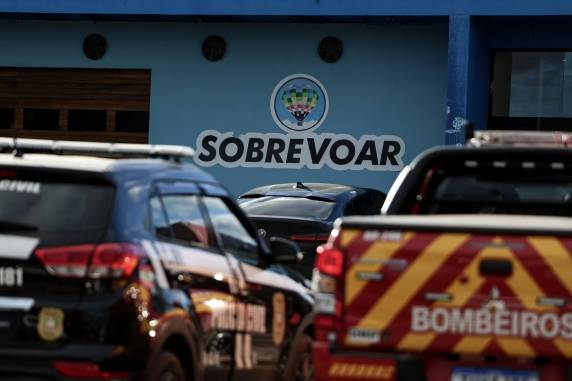 Oito pessoas morreram no acidente com a aeronave em Praia Grande (SC)