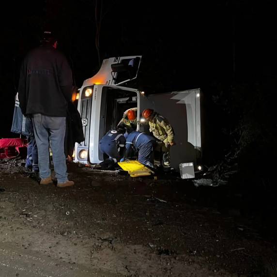 Homem fica ferido em capotamento na RS-475, em Estação - foto 3