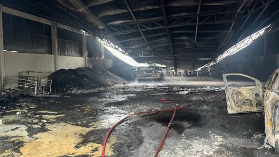 Corpo de Bombeiros Militar de Passo Fundo controlou as chamas e evitou que o fogo atingisse outras estruturas