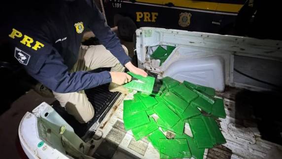 Quantidade apreendida é suficiente para fazer mais de 40 mil porções da droga