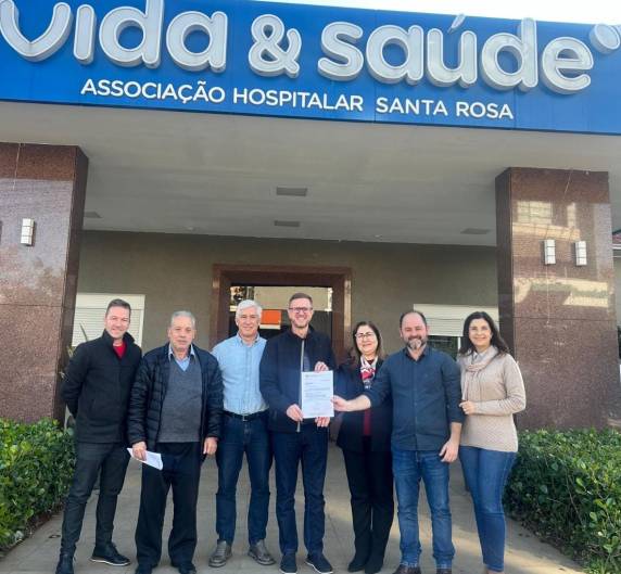 O grupo foi recepcionado pelo presidente do HVS, Sidnei Strejevitch; pelo diretor de infraestrutura Rodrigo Calixto e pela assessora de projetos Luciene Schröder.