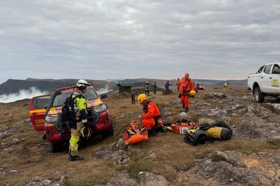 Criança que caiu no Cânion Fortaleza, em Cambará do Sul, é localizada pelos bombeiros; resgate será feito de rapel - foto 3
