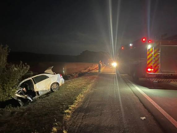 Acidente deixa três pessoas feridas na BR-285, entre Carazinho e Saldanha Marinho - foto 3