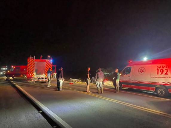 Acidente deixa três pessoas feridas na BR-285, entre Carazinho e Saldanha Marinho - foto 5