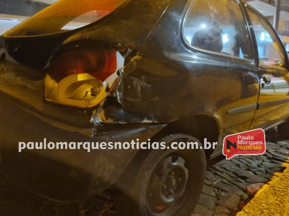 Jovem fica ferido em acidente entre carro e moto no centro de Três de Maio - foto 2
