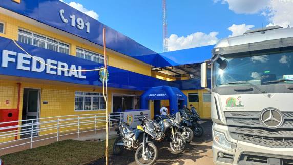 PRF realiza ação de saúde para motoristas profissionais em Passo Fundo - foto 3