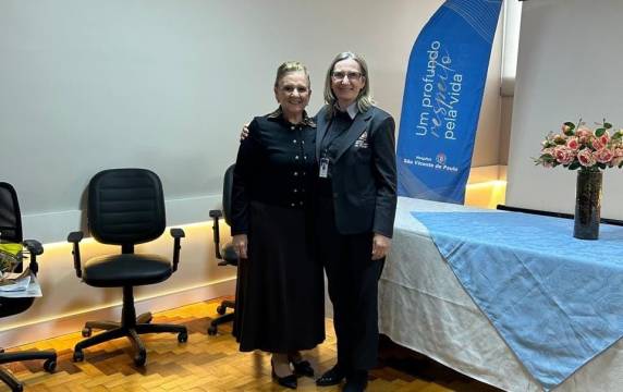 Entre as principais atuações da nova diretora, destacam-se o trabalho como médica socorrista no SAMU Palmas e médica perita concursada no Ministério Público do Tocantins.