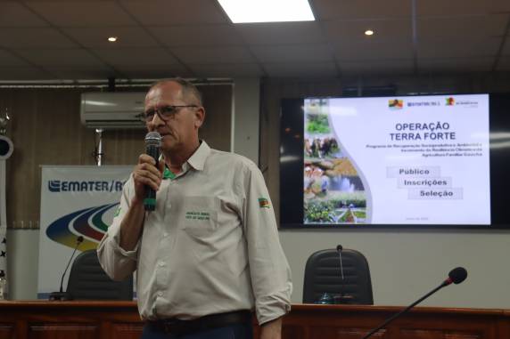 Progarama Estadual Terra Forte é apresentado a agricultores em Três de Maio - foto 3