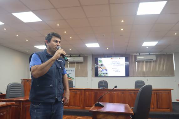 Progarama Estadual Terra Forte é apresentado a agricultores em Três de Maio - foto 2