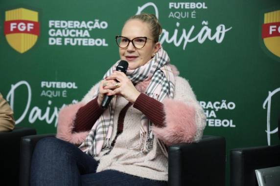 Paz no Futebol: combate à homofobia e misoginia foi tema de palestra de promotora de Justiça em evento - foto 2