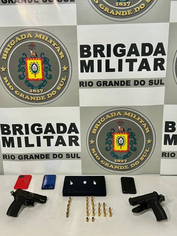 Brigada Militar do 3º RPMon prende cinco indivíduos e recupera três veículos roubados em Guaporé - foto 4