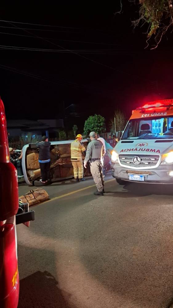 Colisão entre veículos deixa feridos no bairro Erval, em Ijuí - foto 2