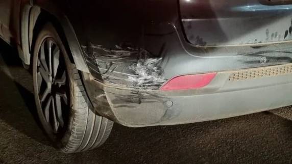 Motorista abandona caminhão após acidente na BR-470, entre Bento Gonçalves e Veranópolis - foto 3