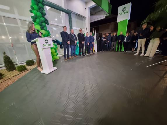 Sicredi reinaugura agência em Esquina Araújo, no município de Independência - foto 2