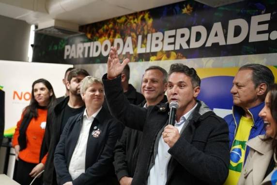 Partidos selaram apoio em evento na tarde desta quinta-feira (24), em Porto Alegre