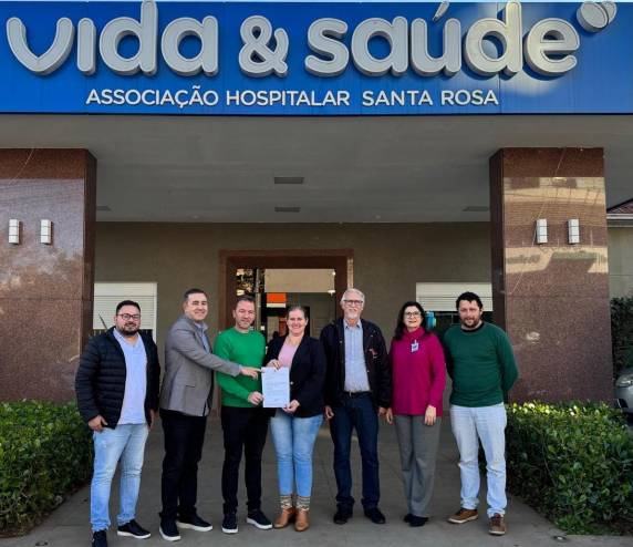 O anúncio do recurso aconteceu na última semana, com a presença do vereador Luis Carlos Martins e da assessora do Senador Paulo Paim, Cleonice Back.