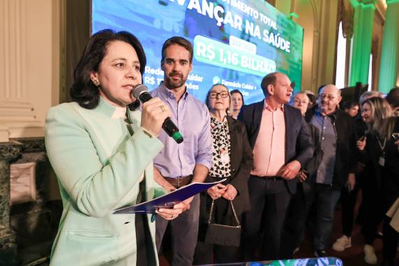 Em anúncio nesta segunda-feira (4), no Palácio Piratini, o HVS foi contemplado com R$ 1,49 milhão que será investido em equipamentos para a estruturação da UTI do serviço de Hemodinâmica, como central de monitoramento, ventilador pulmonar e ventilador de transporte.