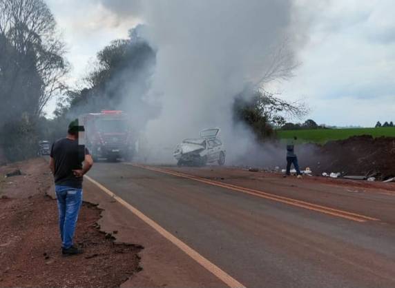 Colisão deixa três feridos na RS-342, em Independência - foto 2