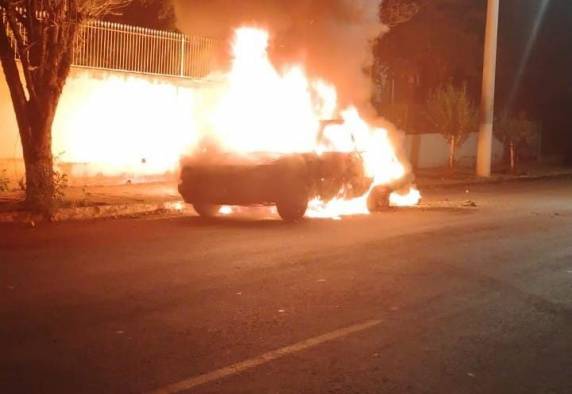 As causas ainda são desconhecidas, sendo investigadas pela perícia, que não descarta a hipótese de crime ou curto-circuito.