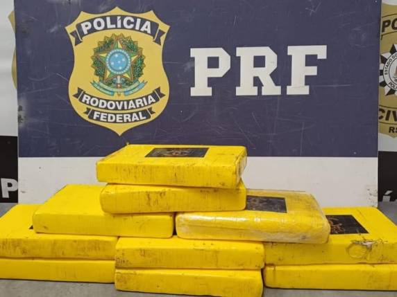 A mulher, que não possuía antecedentes criminais, foi encaminhada à Polícia Civil em Vacaria, junto com a droga apreendida.