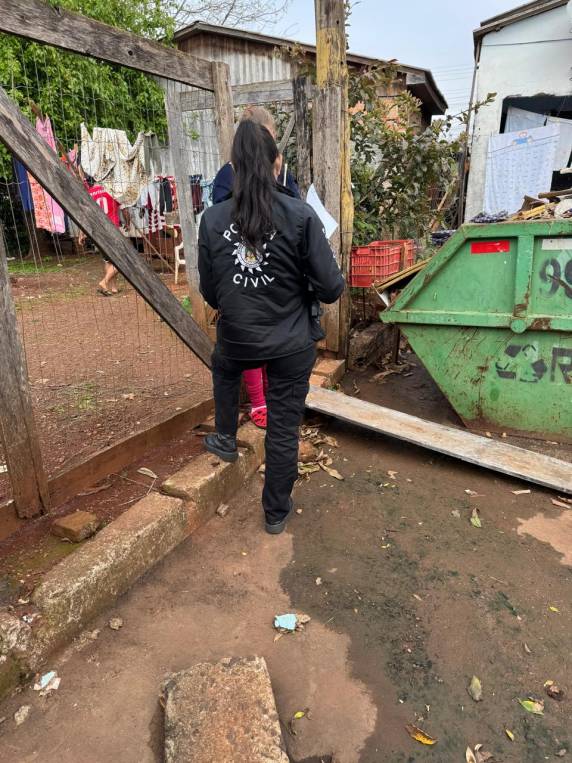 Polícia Civil realiza Operação Elo de Proteção em Santo Ângelo e região - foto 4