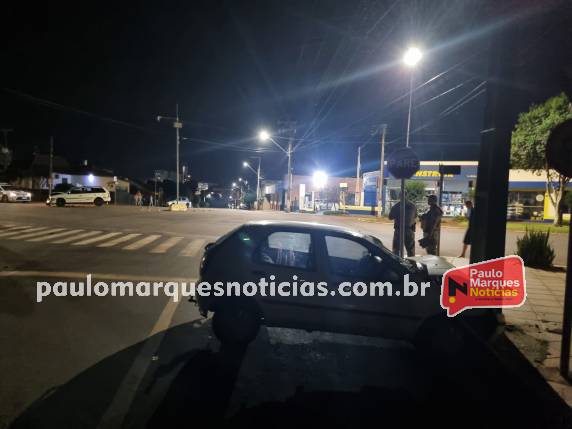 Colisão entre dois veículos deixa mulher ferida no centro de Três de Maio - foto 5