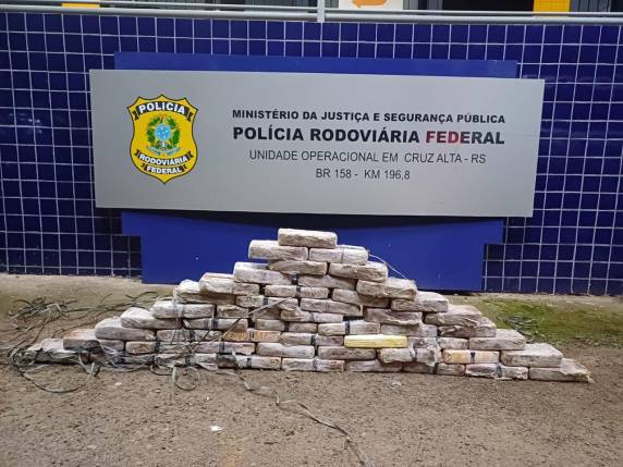 Droga tinha como destino Santa Maria. 