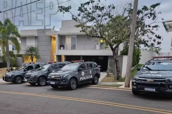 Alvo seria Amauri Silveira Filho, que investiga crimes relacionados à facção e teve segurança reforçada