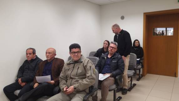 A Vara de Execuções Criminais/TM realiza solenidade de assinatura de convênios e entrega de alvarás a entidades sociais - foto 3