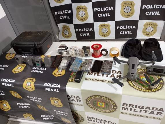 Quatro homens foram presos em flagrante; ação contou com a integração da Brigada Militar, Polícia Penal e Polícia Civil