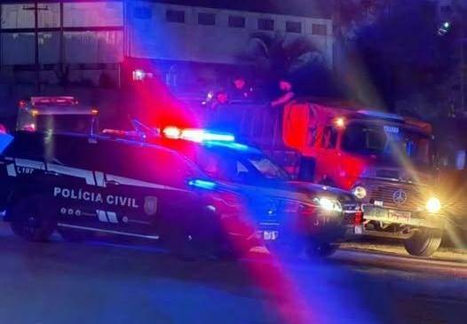 Operação conjunta contou com apoio aéreo da Polícia Civil e pode ter resultado na apreensão de grande quantidade de drogas.