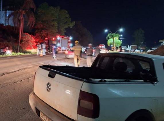 Colisão traseira deixa três pessoas feridas em Tuparendi - foto 3