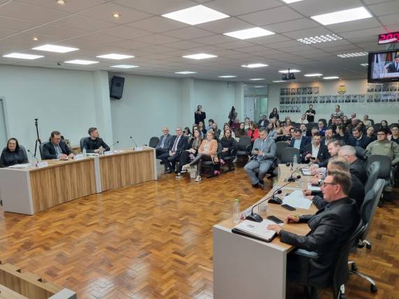 Câmara de Três de Maio homenageia presidentes da OAB por contribuição à democracia e à justiça - foto 7