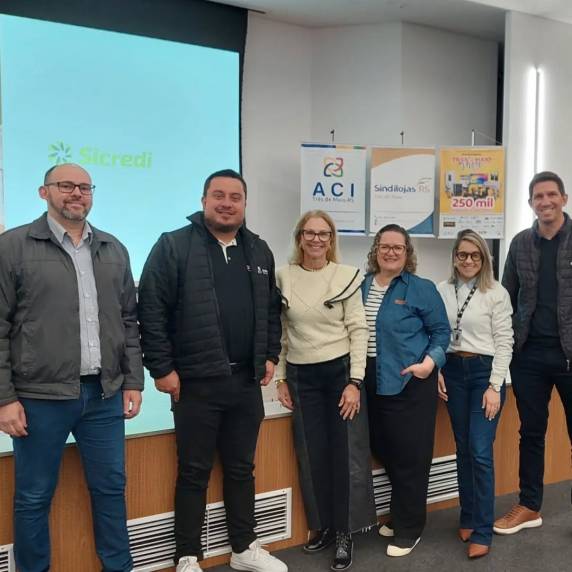 Café com Empresários reúne lideranças e associados em encontro com o Sicredi Confiança - foto 4