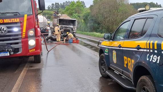 Grave acidente na BR-285 deixa quatro mortos em Entre-Ijuís - foto 2