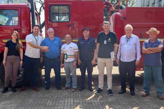 O gesto dos Bombeiros Voluntários representa responsabilidade social e o compromisso que juntos podemos melhorar a qualidade de vida