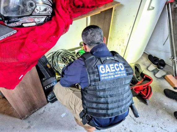 GAECO/MPRS faz operação contra facção que movimentou mais de R$ 49 milhões com lavagem de dinheiro e agiotagem - foto 4