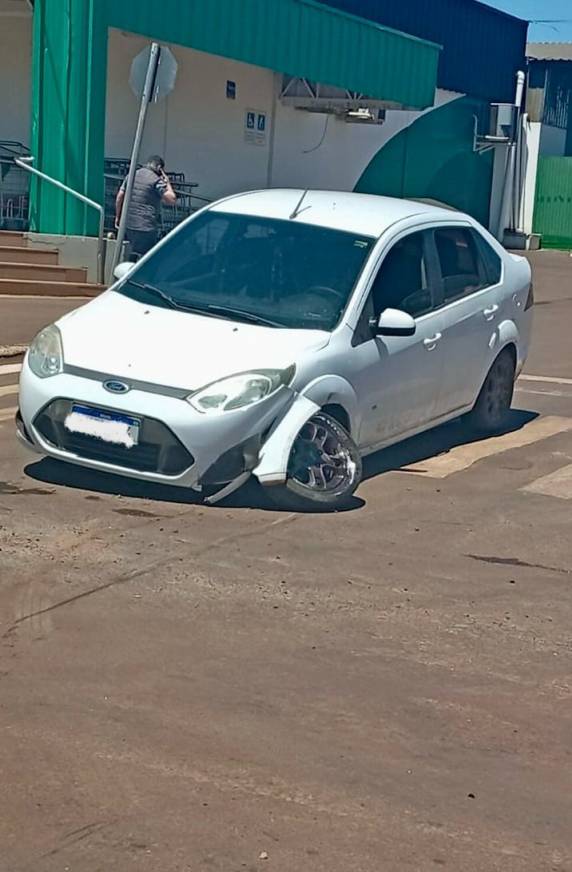Colisão entre carro e moto deixa jovem ferido em São Luiz Gonzaga - foto 2