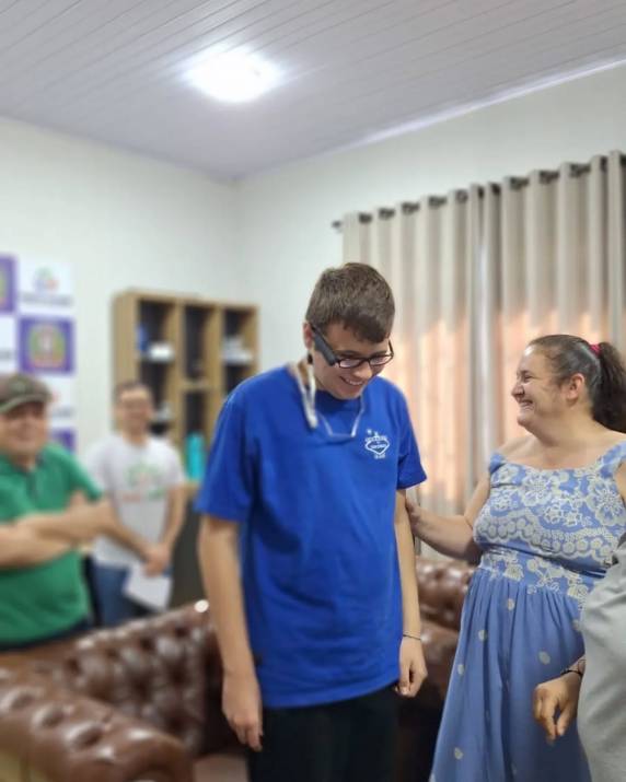 Porto Xavier entrega aparelhos OrCam a pessoas com deficiência visual - foto 3