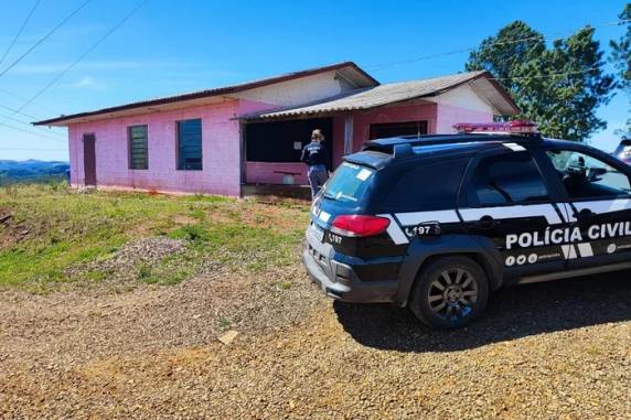 Operação resultou na prisão preventiva de quatro mulheres, entre elas as proprietárias da casa noturna em que vítima trabalhava. Motivação do crime, conforme investigação da Polícia Civil, seriam alertas de uma ''entidade religiosa''