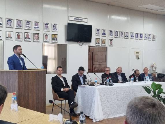 Vice-governador Gabriel Souza recebe título de Cidadão Independensense - foto 3