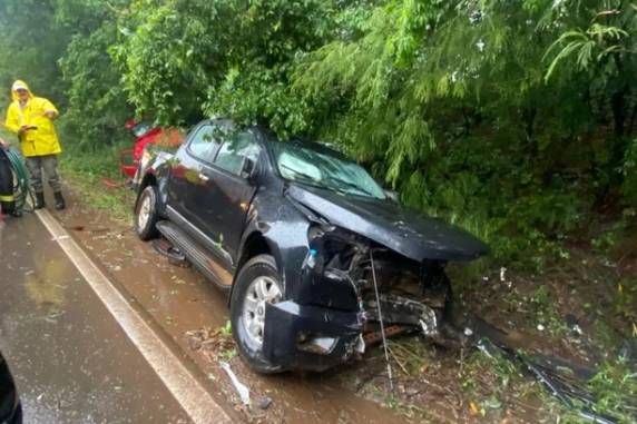 Acidente entre dois veículos deixa quatro feridos na RS-324 entre Marau e Vila Maria - foto 2