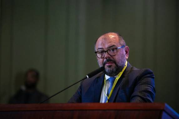 José Carlos Oliveira também presidiu o instituto; ele é um dos investigados na ação que apura descontos indevidos em aposentadorias e pensões